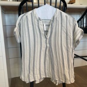 Madewell cropped top with v neck collar and cuffed sleeves